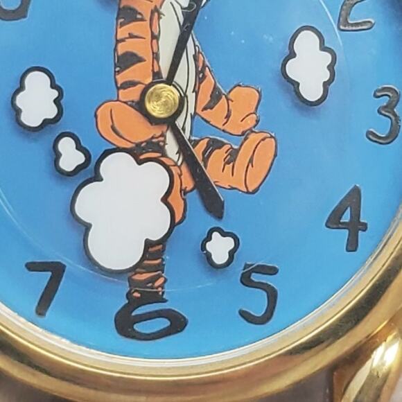 The Disney Store Winnie the Pooh Tigger with Clouds Watch main image 6